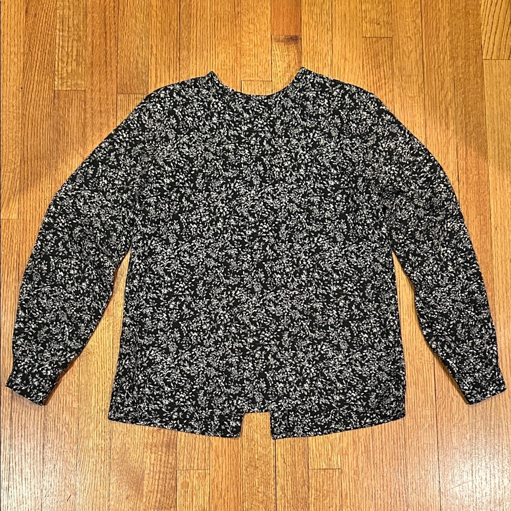 Black and White Floral Long Sleeve Blouse